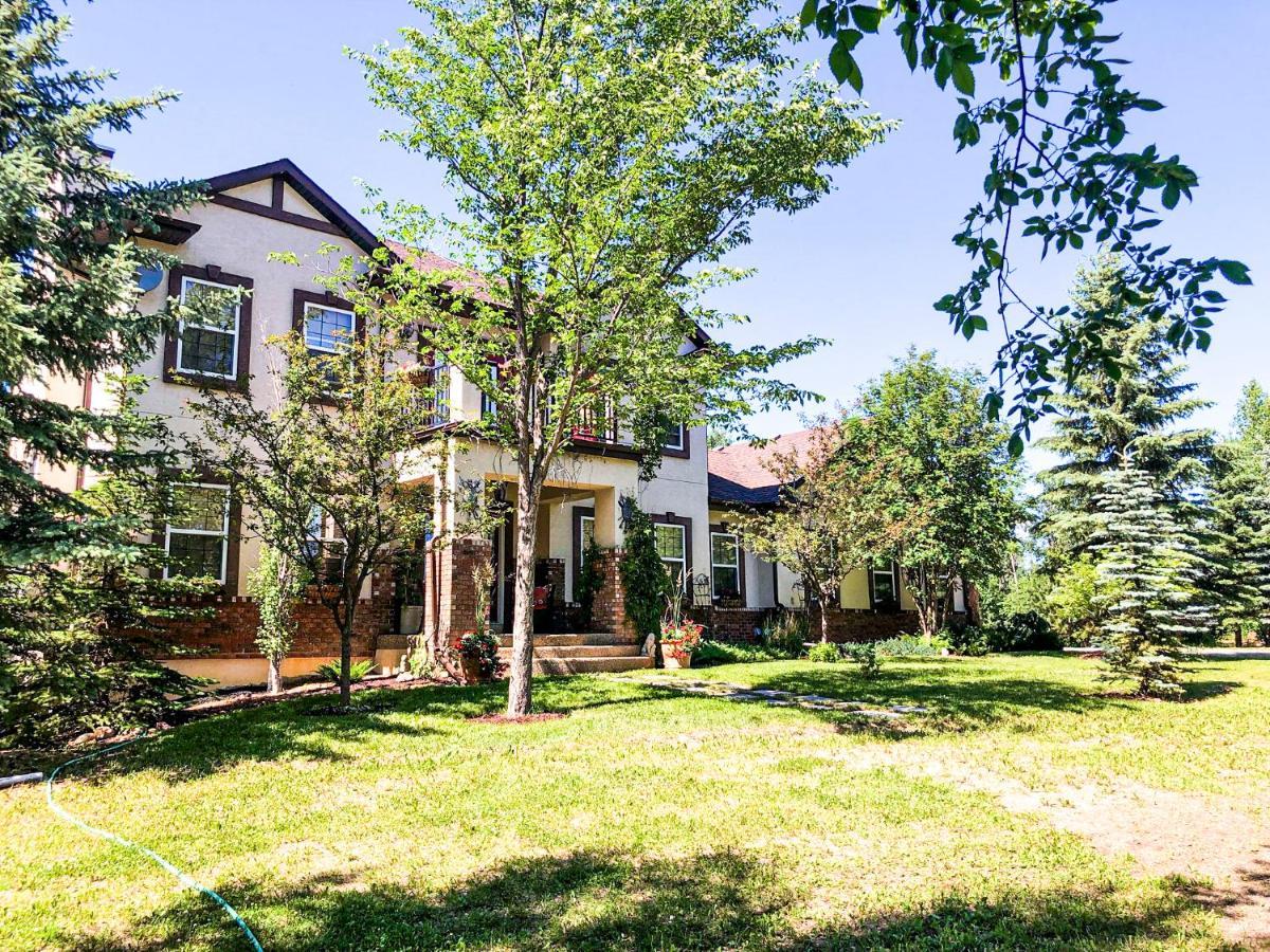 Wolf Creek Bed And Breakfast Ponoka 외부 사진