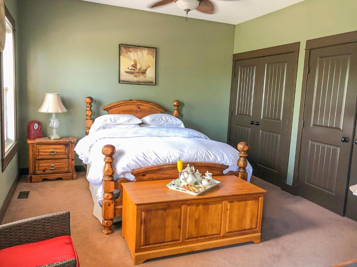 Wolf Creek Bed And Breakfast Ponoka 외부 사진