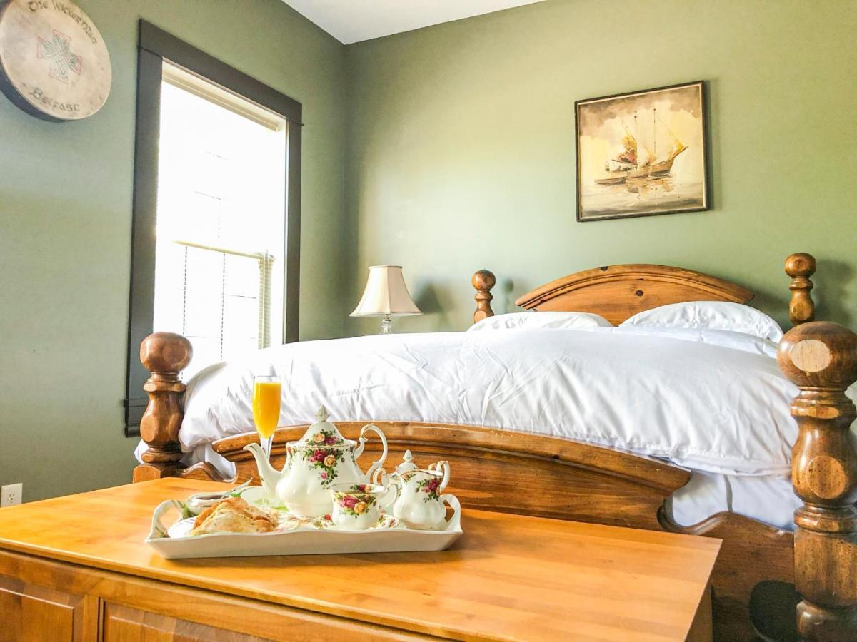 Wolf Creek Bed And Breakfast Ponoka 외부 사진