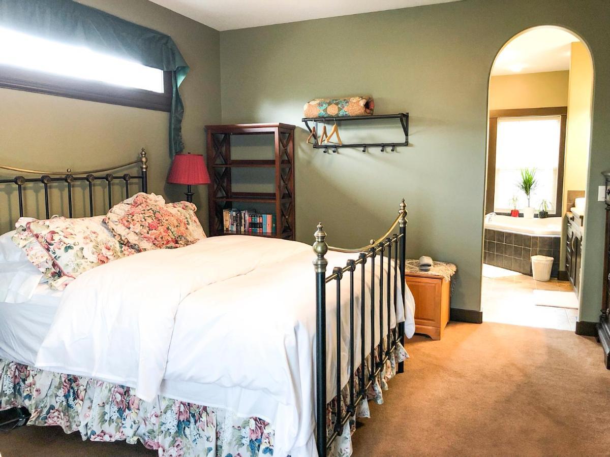 Wolf Creek Bed And Breakfast Ponoka 외부 사진